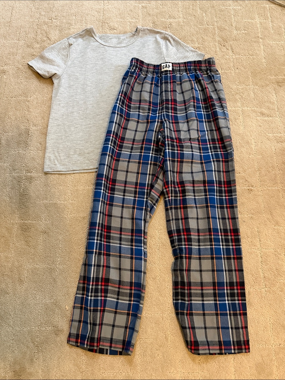 GAP Kids Plaid Pajama Pants with Gray Tee size 10
